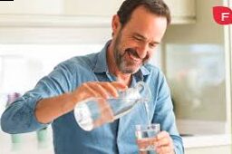 Estilo de vida saludable después de los 50: problemas de salud comunes y remedios para la salud del hierro