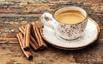 El café con canela adelgaza.
